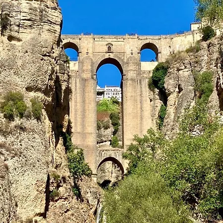 Sol Y Mar إِستيبونا